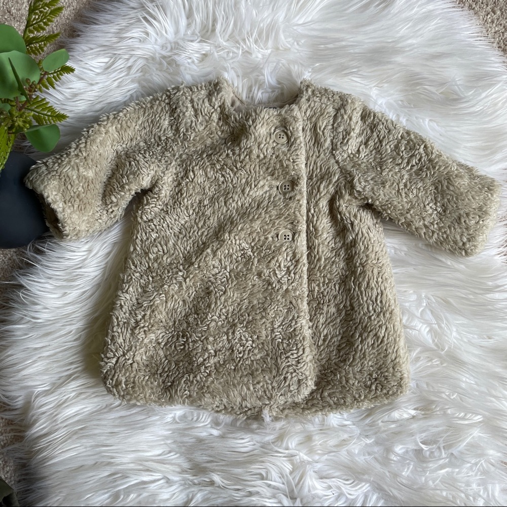 Baby Gap Girl Cream Teddy Coat